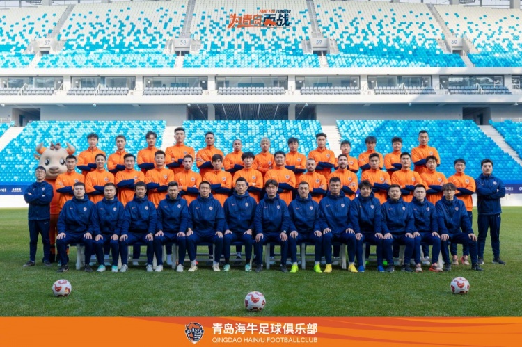  青島海牛一線隊(duì)名單：老將鄭龍、薩里奇坐鎮(zhèn)，金洋洋等新援在列