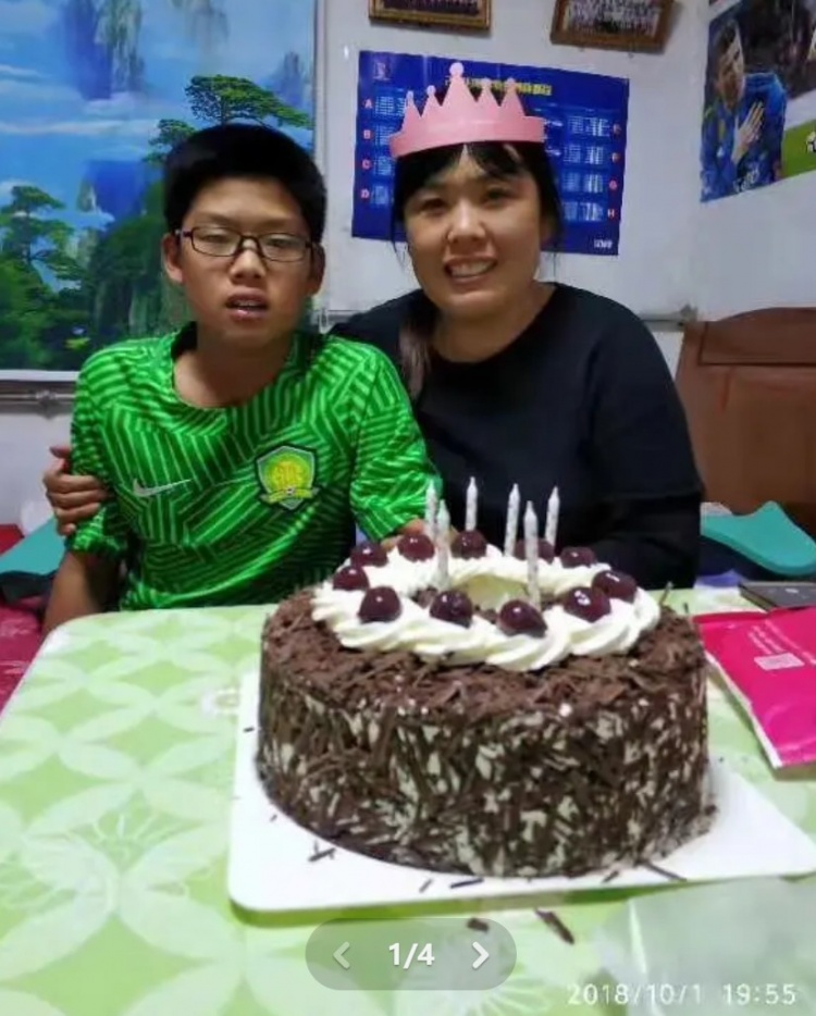  郭嘉璇母親曬照悼念兒子：璇兒生日快樂，希望天堂幸福