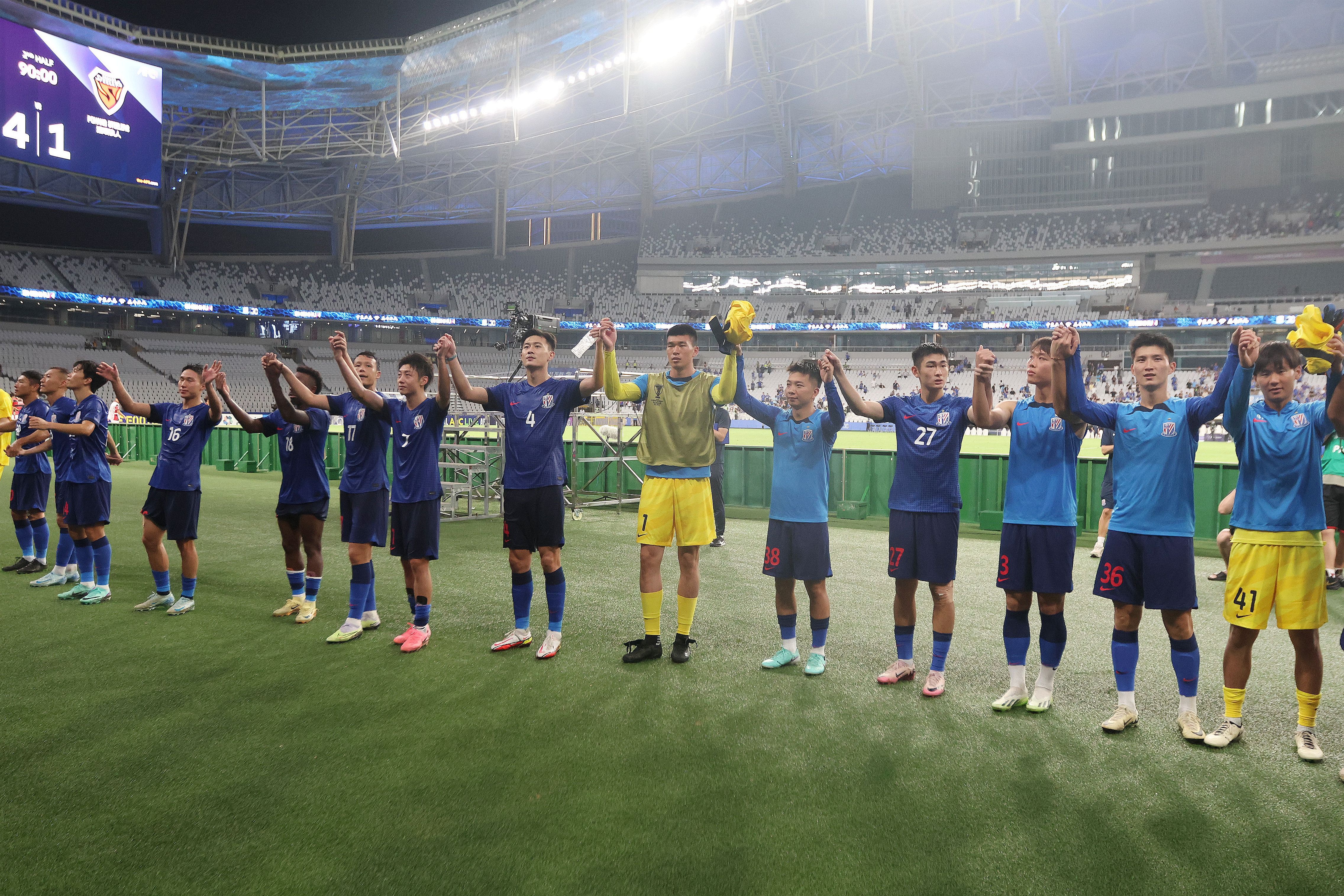  記者：我們跟日本足球有全方位差距，客戰(zhàn)日本球隊0勝絕非偶然