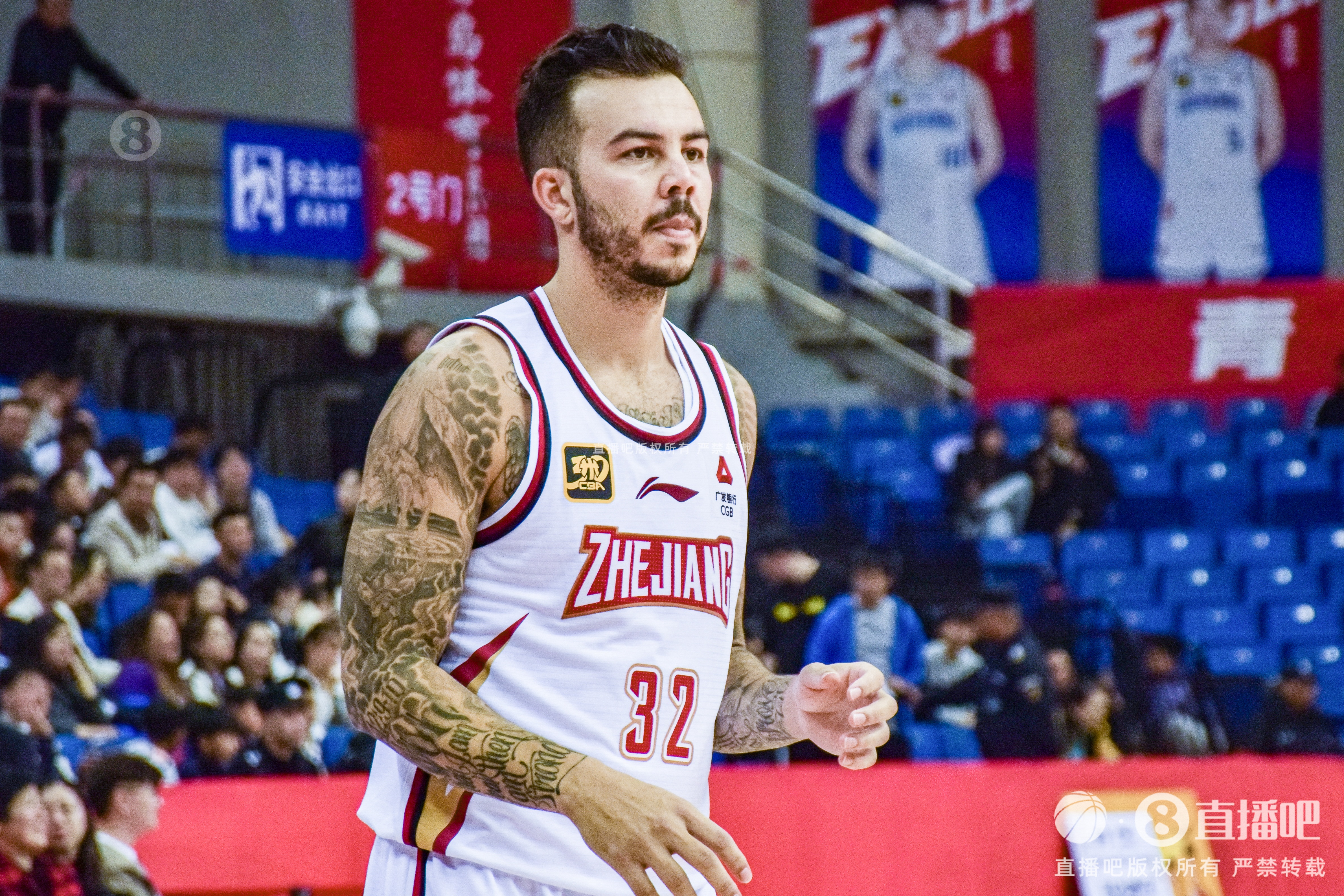  手感炸裂結(jié)果空砍！約克21中13&三分15中7空砍38分 另有6板8助