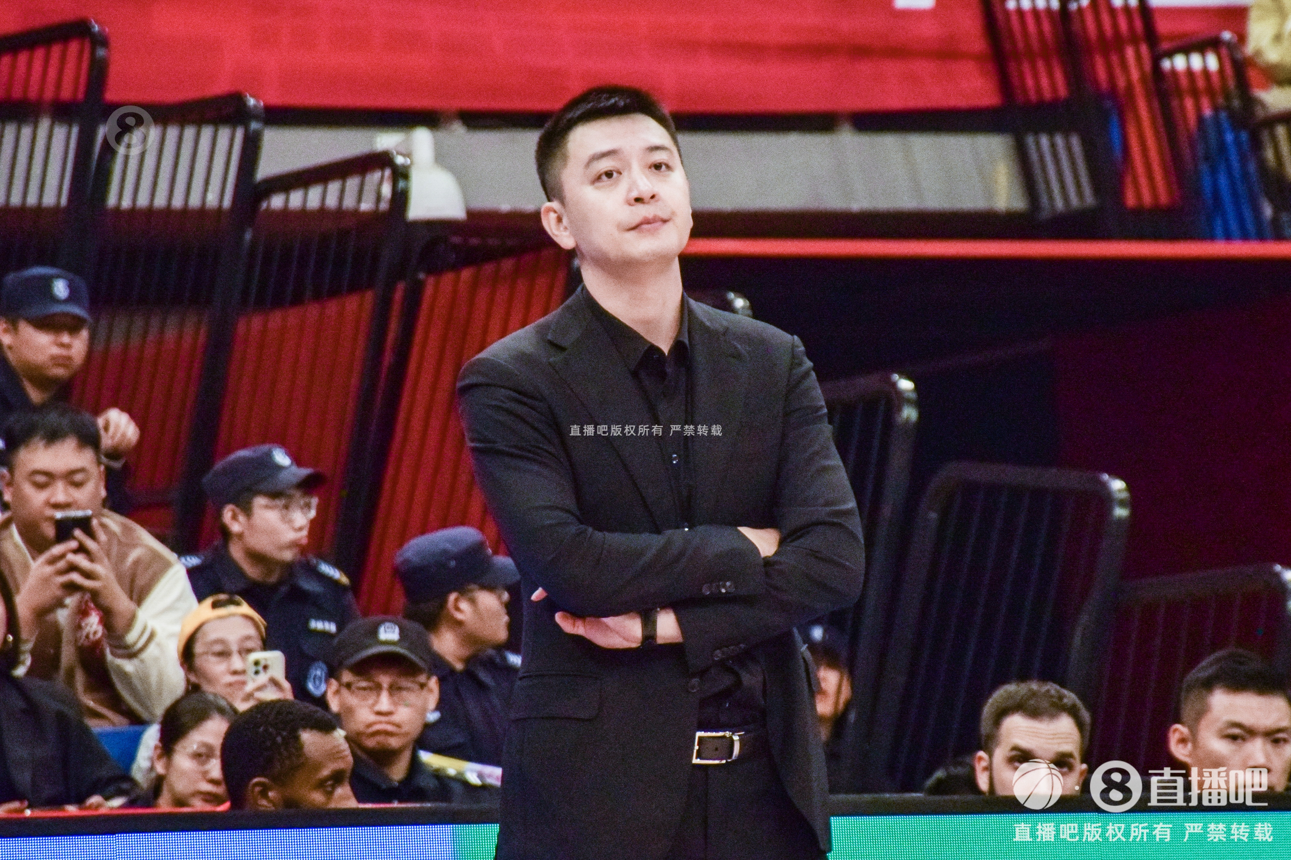  失誤頻頻！遼寧全隊半場失誤數(shù)達(dá)到14次 對手吉林10次