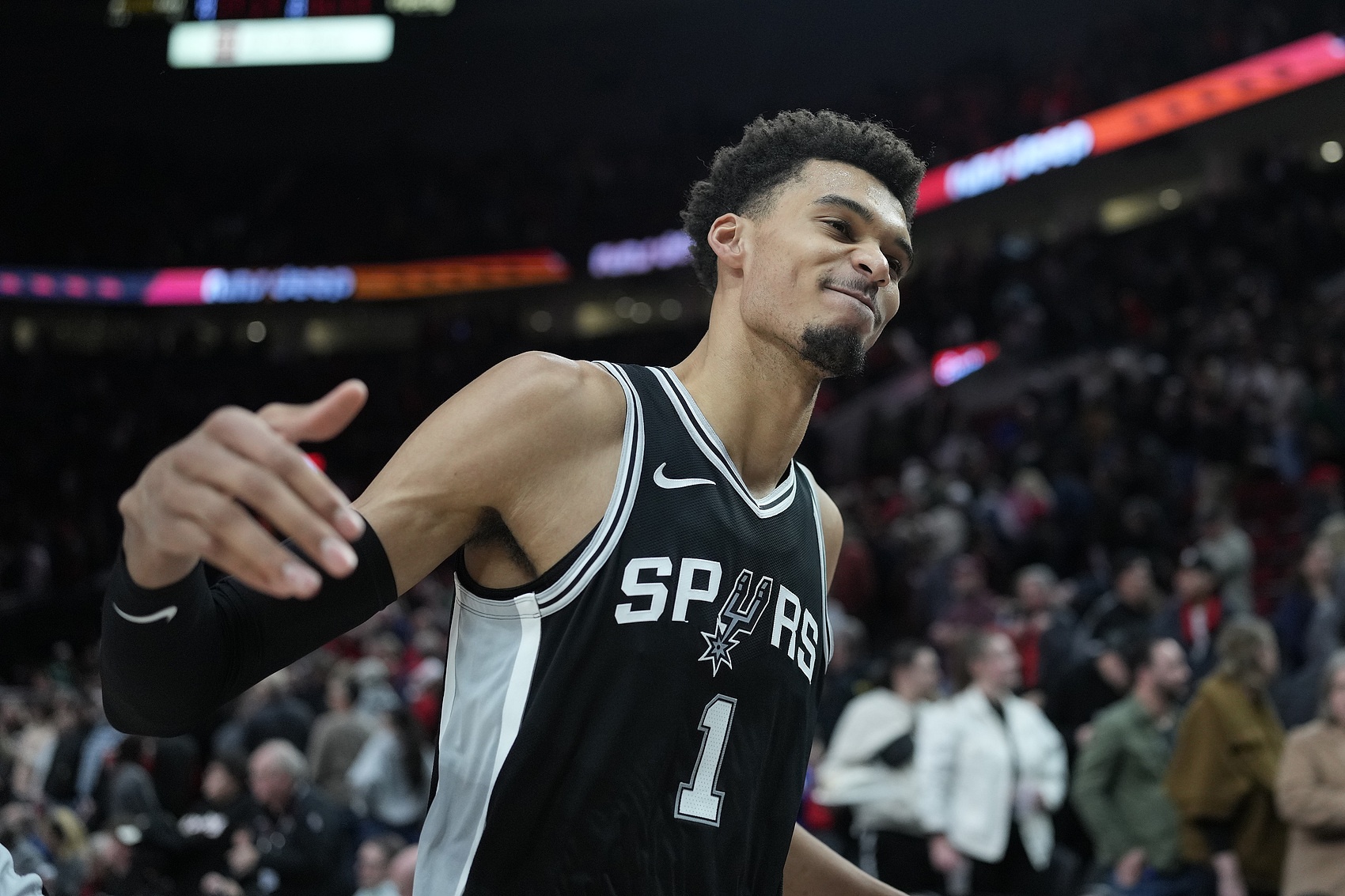  下一個NBA超級巨星？文班亞馬——身高&技術與人格魅力的完美結合