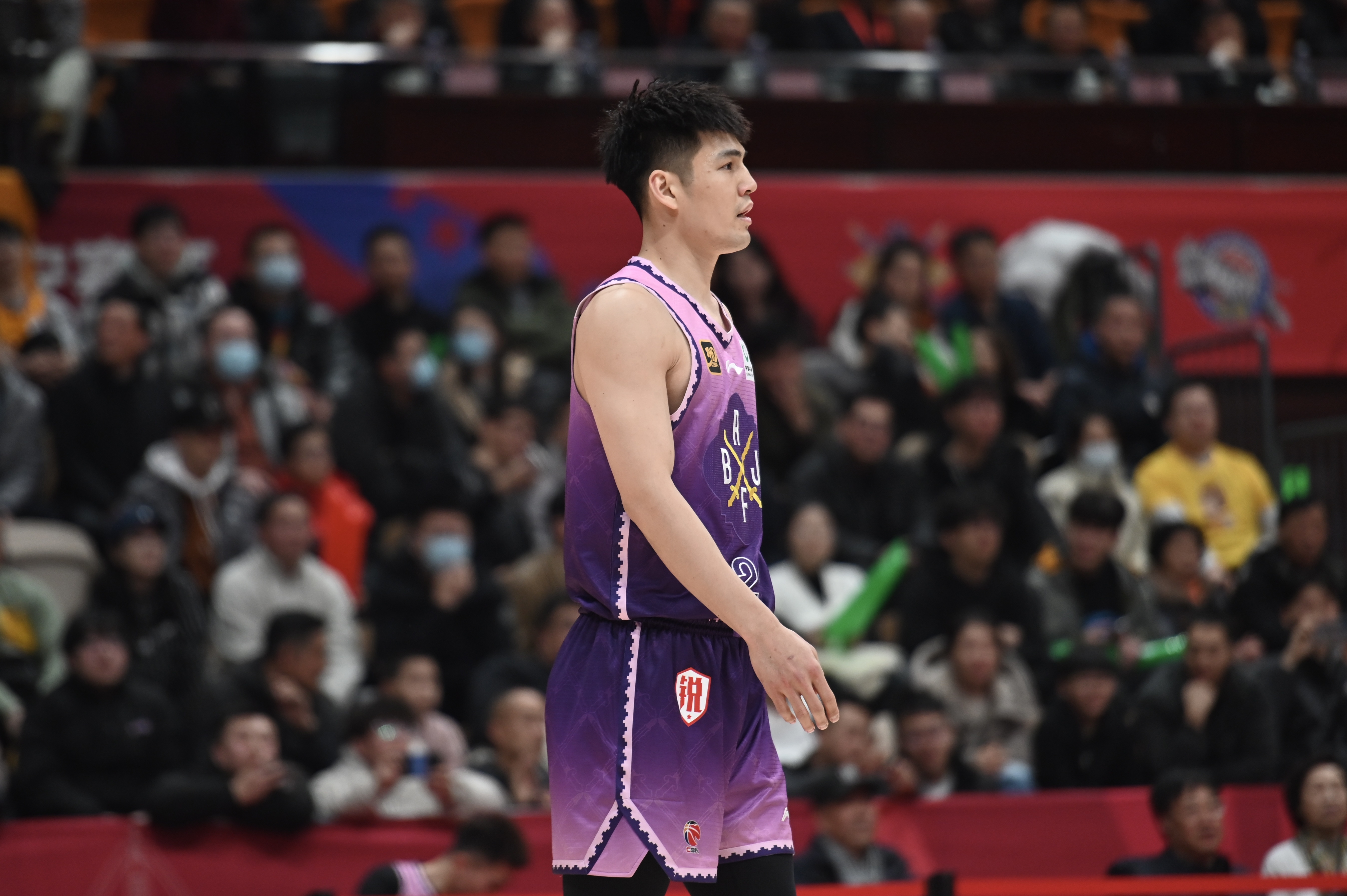  表現(xiàn)可以！陳國豪8中5拿到13分3板1斷