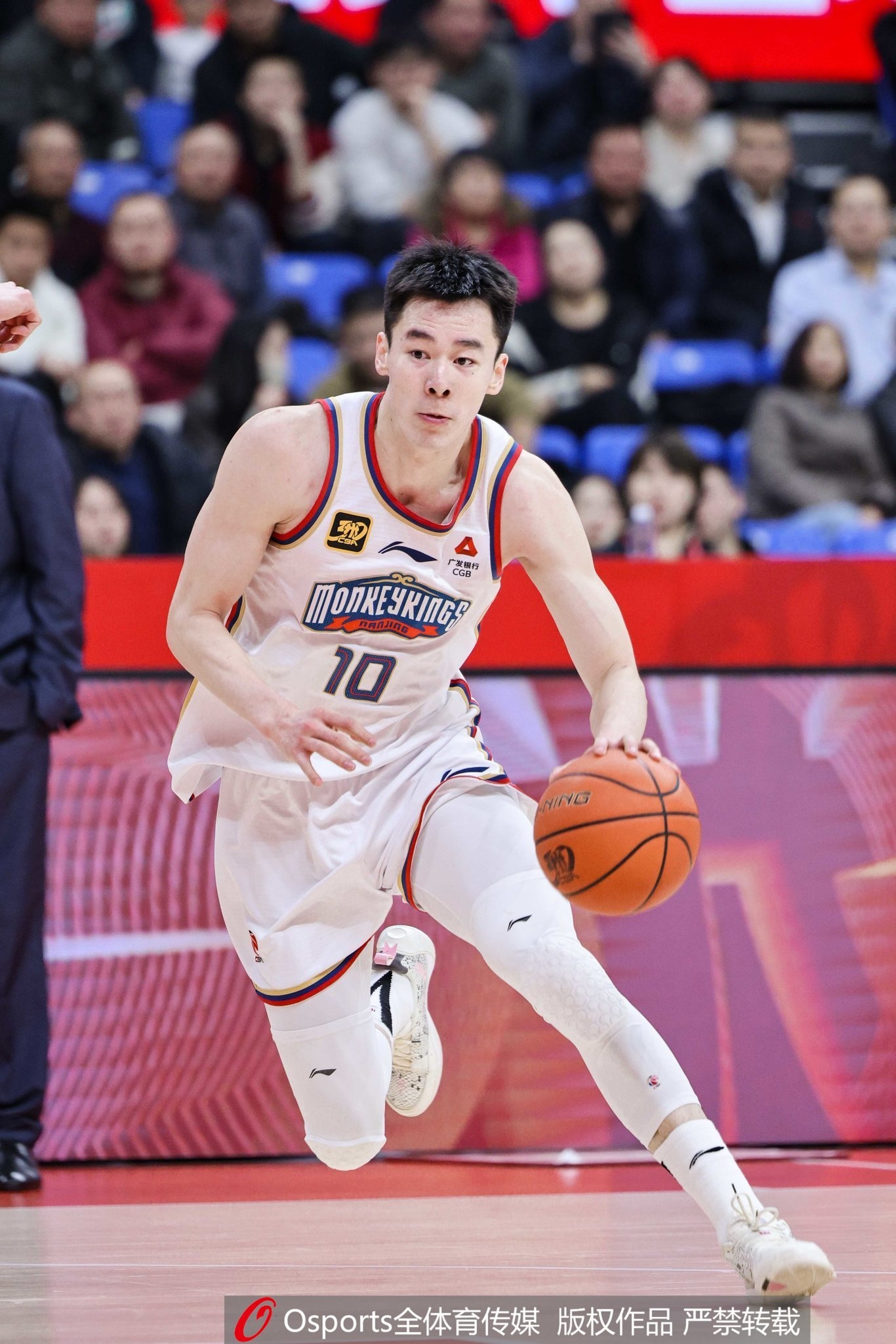  沖擊力十足！郭昊文17投5中&罰球14中12 得到24分10板5助
